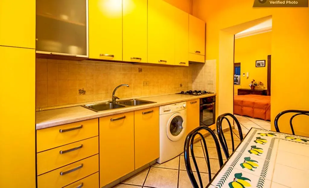 Casa Cagliostro Palermo Appartamento 0*,